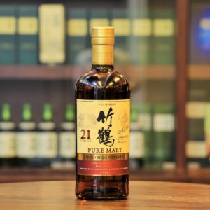 nikka taketsuru, nikka taketsuru pure malt, This pure malt whisky is characterized by a deep and flavorful richness and excellent balance unique to whisky.