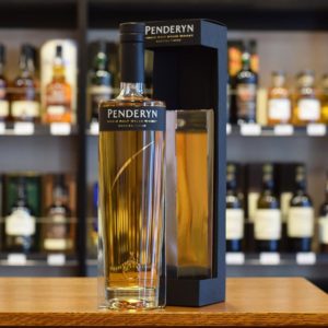 Penderyn Madeira Cask Finish Single Malt Welsh Whisky, Nose: A classic freshness with aromas of cream toffee, rich fruit and raisins.