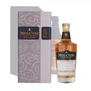 Experience the pinnacle of Irish whiskey craftsmanship with Midleton Very Rare 2024. A blend of whiskeys aged between 12 and 30 years, it offers flavors.